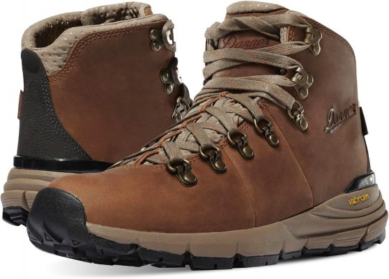 Danner Mountain 600